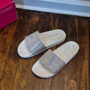 Women's Diamond Sandals Size 10